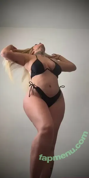  nude photo #0001