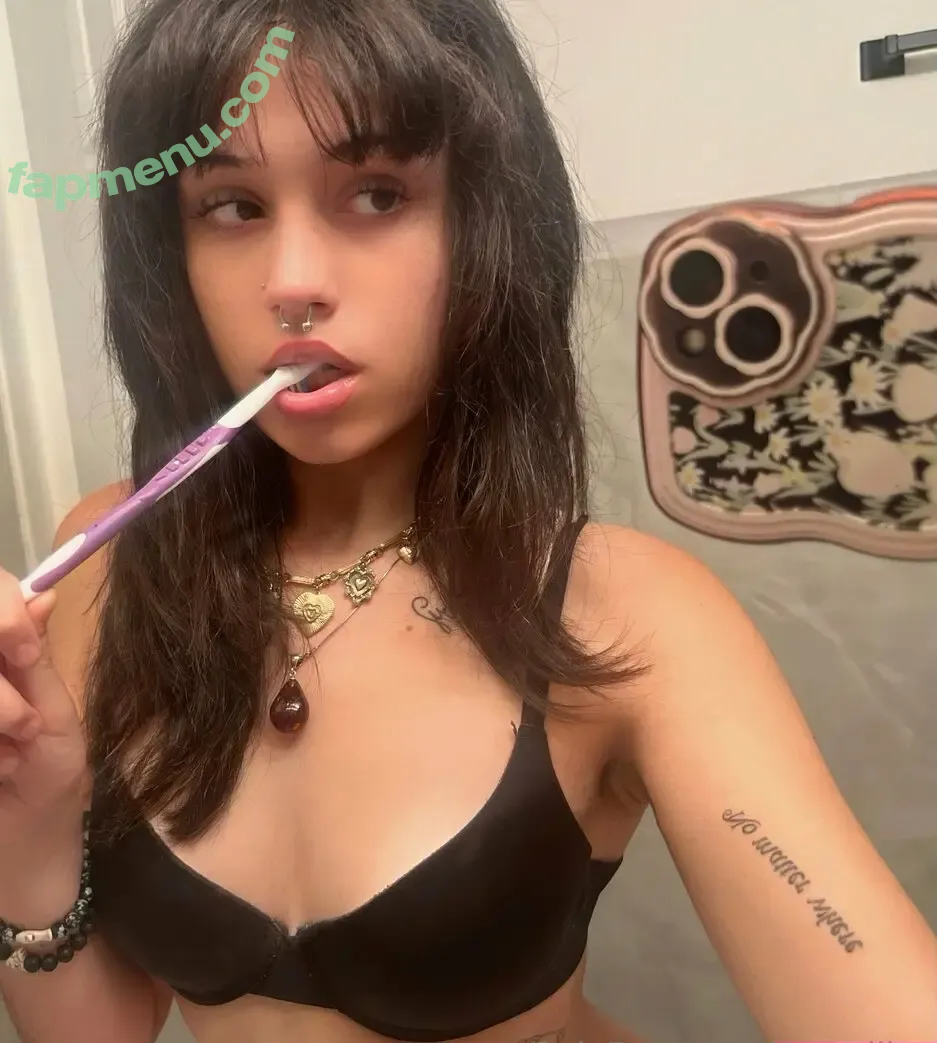 kaymillys nude photo #0022 (kaymillys)
