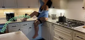 kaynatrixx / kaynatrixofficial nude photo #0004