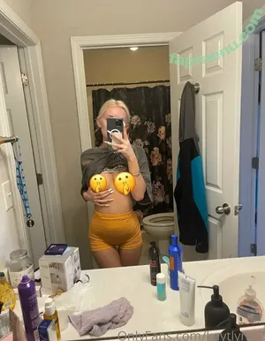 kaytie4 / kaytieofficial nude photo #0013
