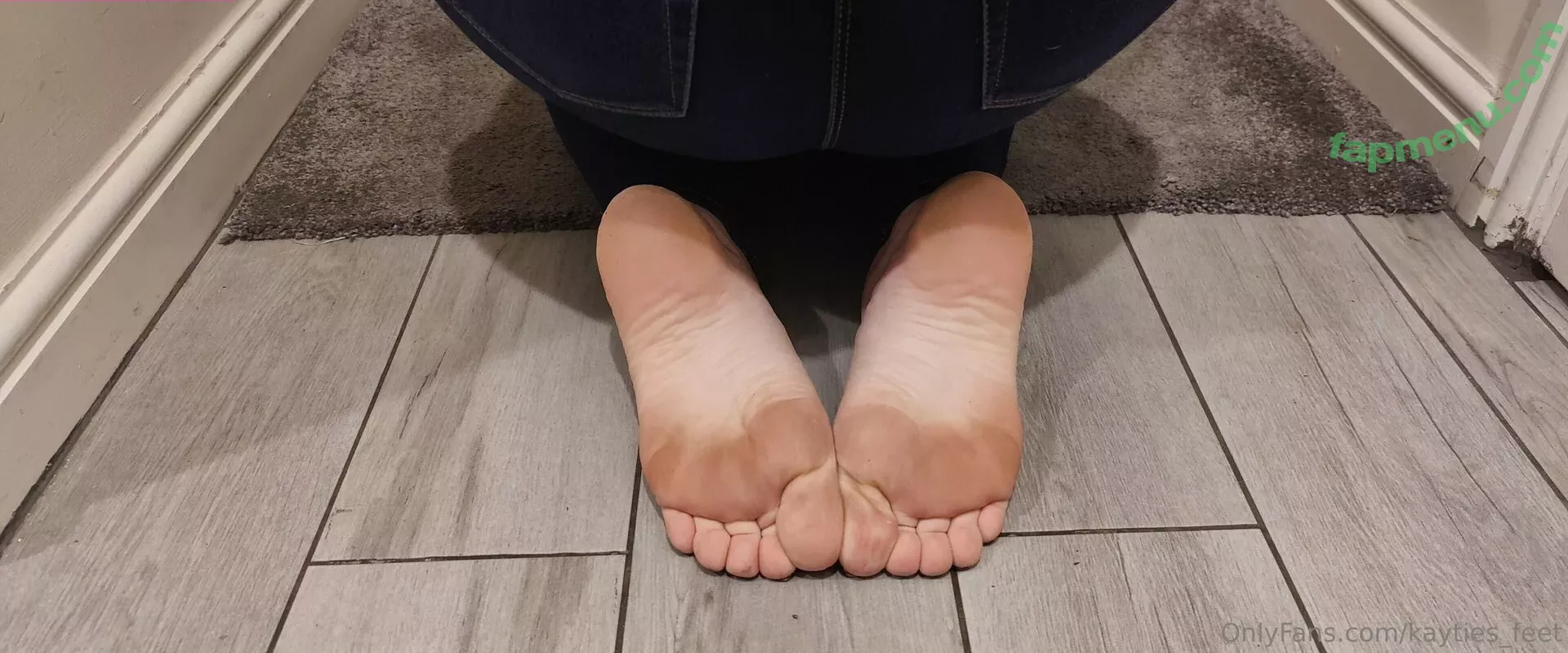 kayties_feet nude photo #0005 (katiesfeets)