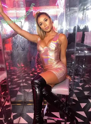 Kaz Crossley / Love Island / kazcrossley nude photo #0022