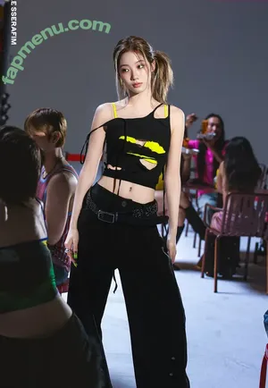 Kazuha Nakamura 中村 一葉 / LESSERAFIM / zuhazana nude photo #0214