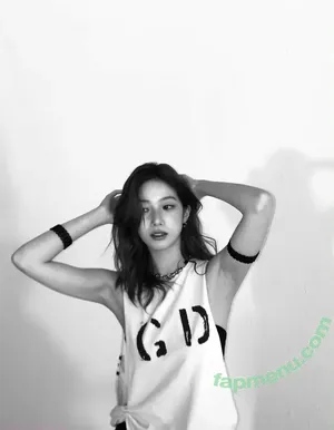 Kazuha Nakamura 中村 一葉 / LESSERAFIM / zuhazana nude photo #0224