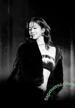 Kazuha Nakamura 中村 一葉 / LESSERAFIM / zuhazana nude photo #0279