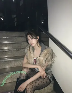 Kazuha Nakamura 中村 一葉 / LESSERAFIM / zuhazana nude photo #0309