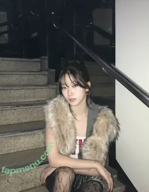 Kazuha Nakamura 中村 一葉 / LESSERAFIM / zuhazana nude photo #0315