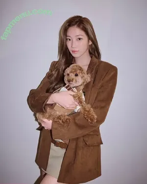 Kazuha Nakamura 中村 一葉 / LESSERAFIM / zuhazana nude photo #0326