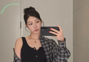 Kazuha Nakamura 中村 一葉 / LESSERAFIM / zuhazana nude photo #0423