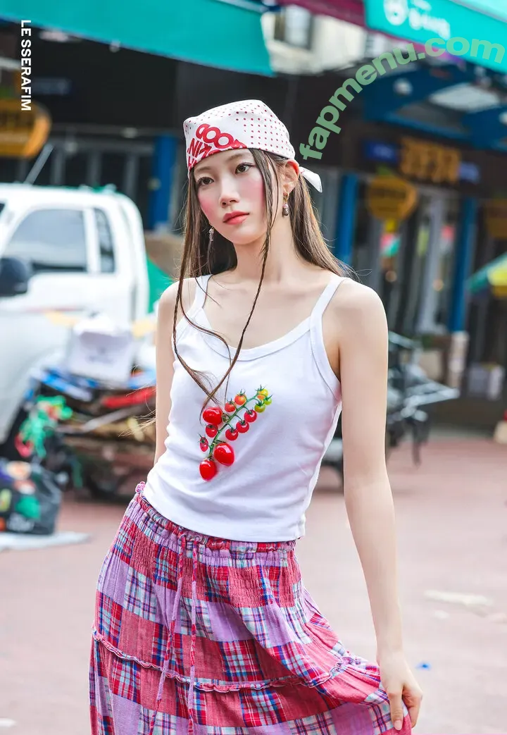 Kazuha Nakamura 中村 一葉 nude photo #0216 (LESSERAFIM / zuhazana)