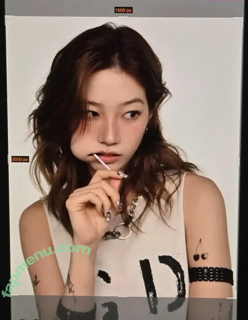 Kazuha Nakamura 中村 一葉 nude photo #0229 (LESSERAFIM / zuhazana)