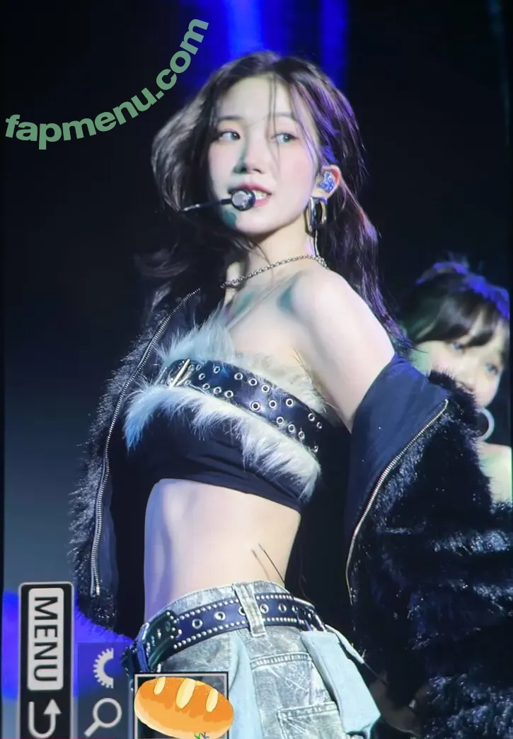 Kazuha Nakamura 中村 一葉 nude photo #0308 (LESSERAFIM / zuhazana)