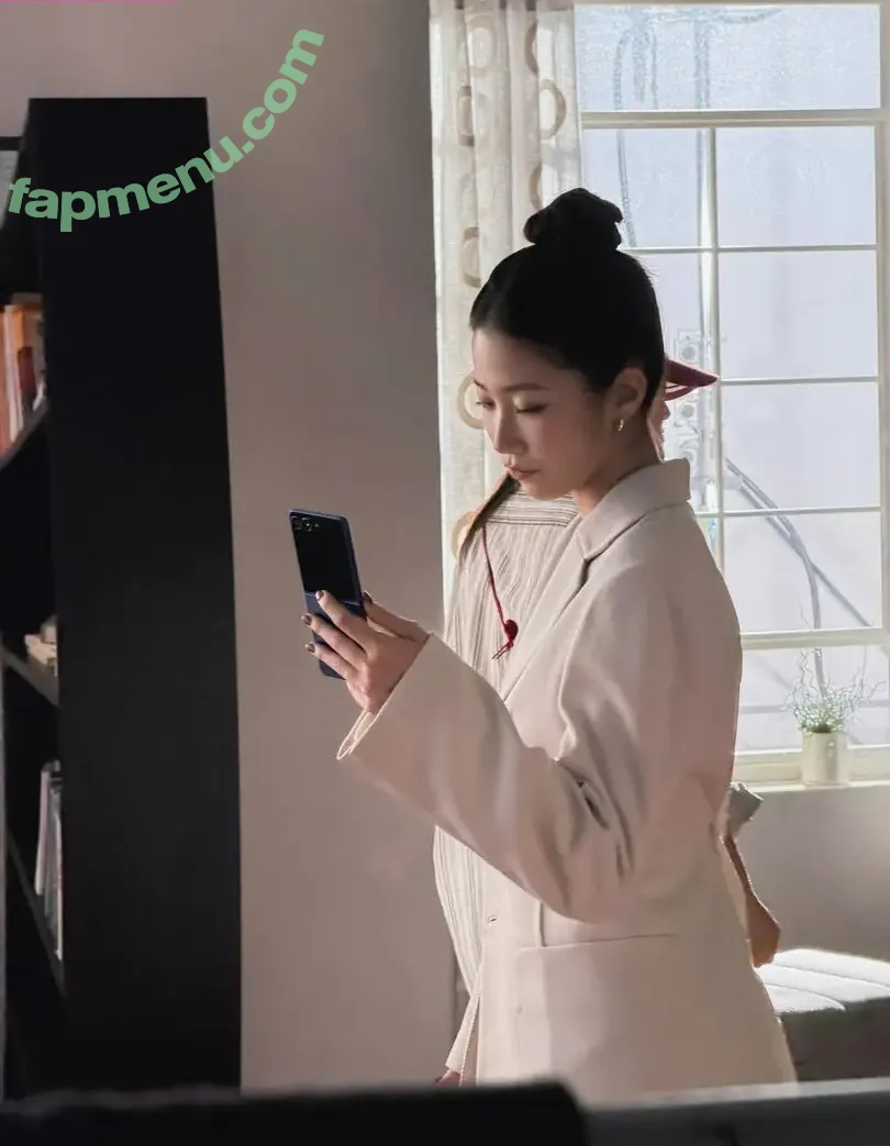 Kazuha Nakamura 中村 一葉 nude photo #0324 (LESSERAFIM / zuhazana)