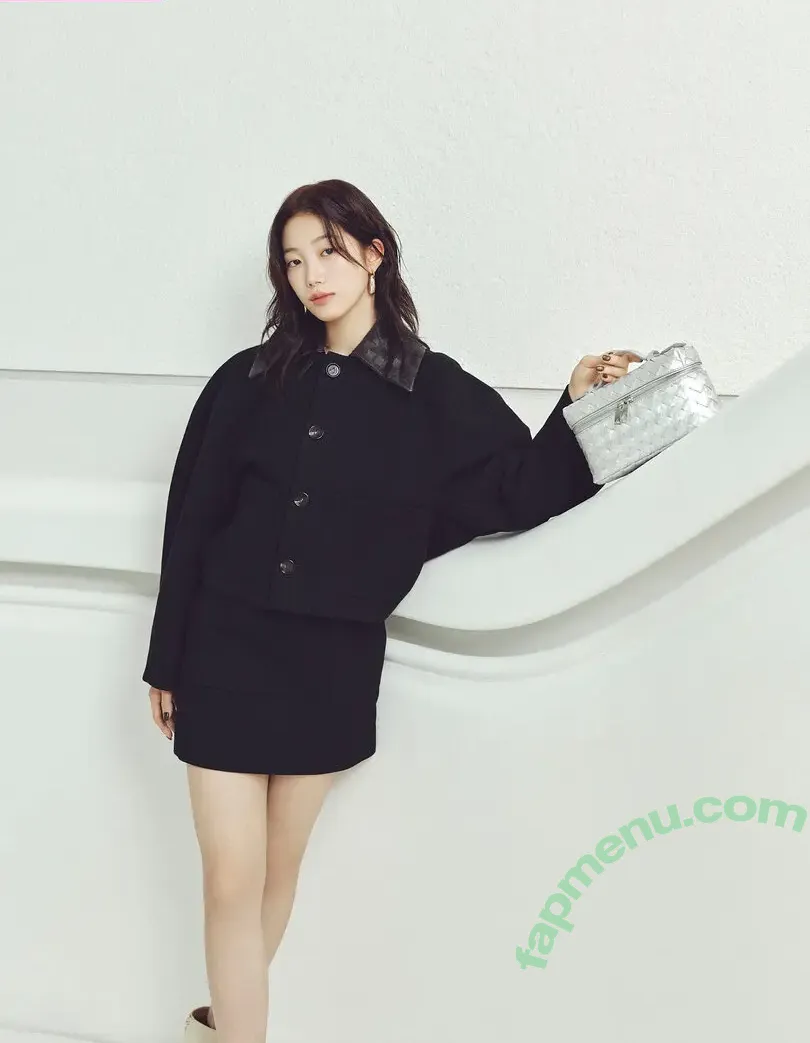 Kazuha Nakamura 中村 一葉 nude photo #0329 (LESSERAFIM / zuhazana)