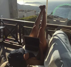 Kübra Anac / kuebra.anac nude photo #0015