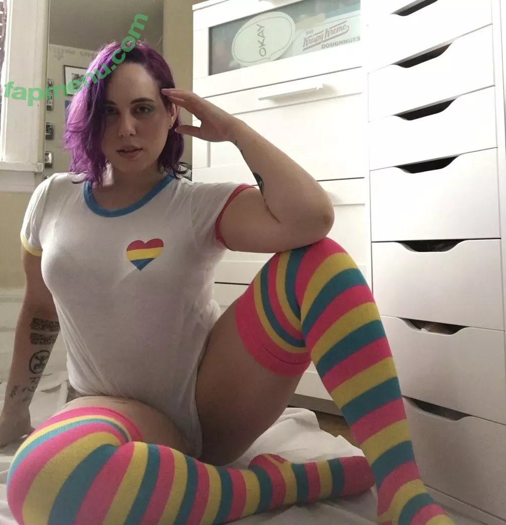 Kcosplayersiren nude photo #0005 (Kcosplayersiren)