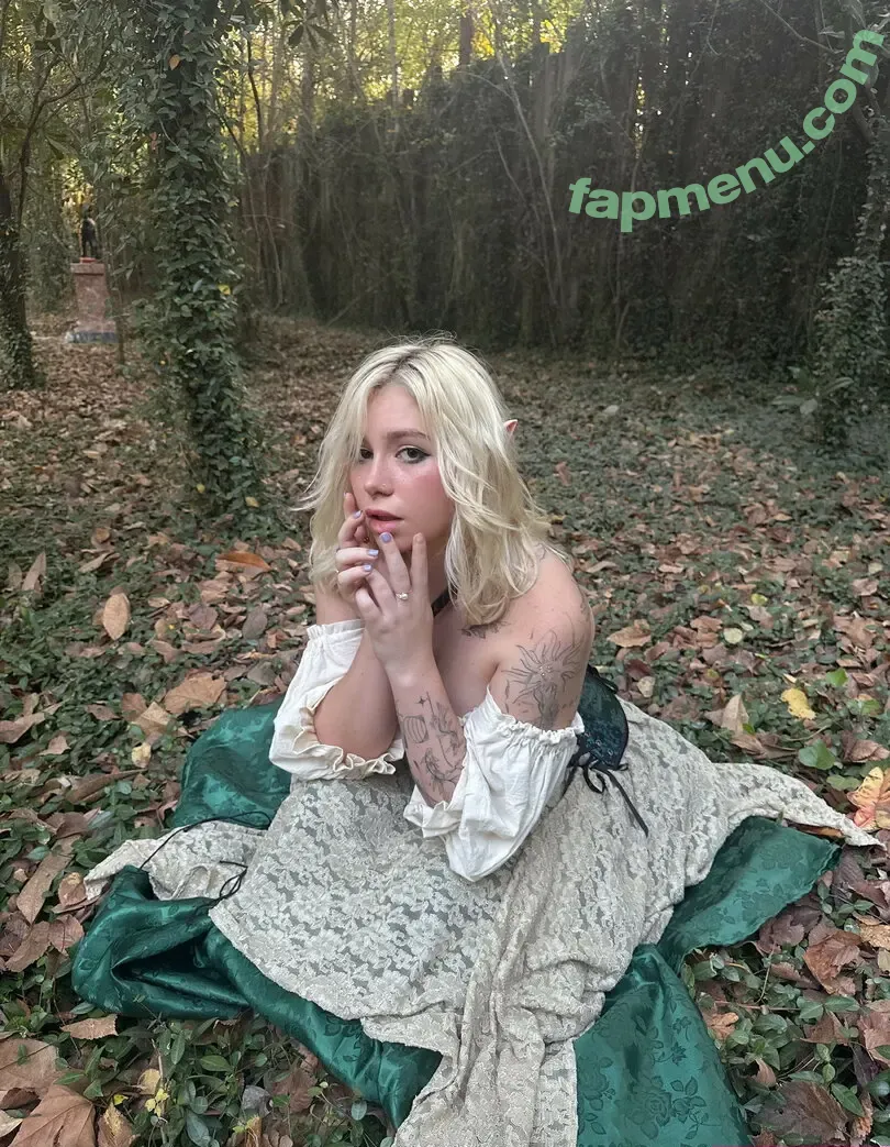 Kealani nude photo #0074 (Heavn / Heavnie / keaIani / keaalanni)