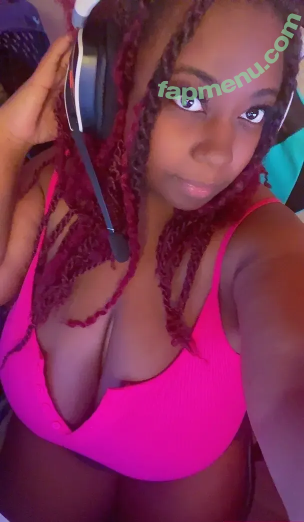 KeeksterB nude photo #0014 (KeeksterB)