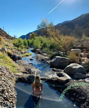 Keeley Hazel / keeleyhazell nude photo #0421