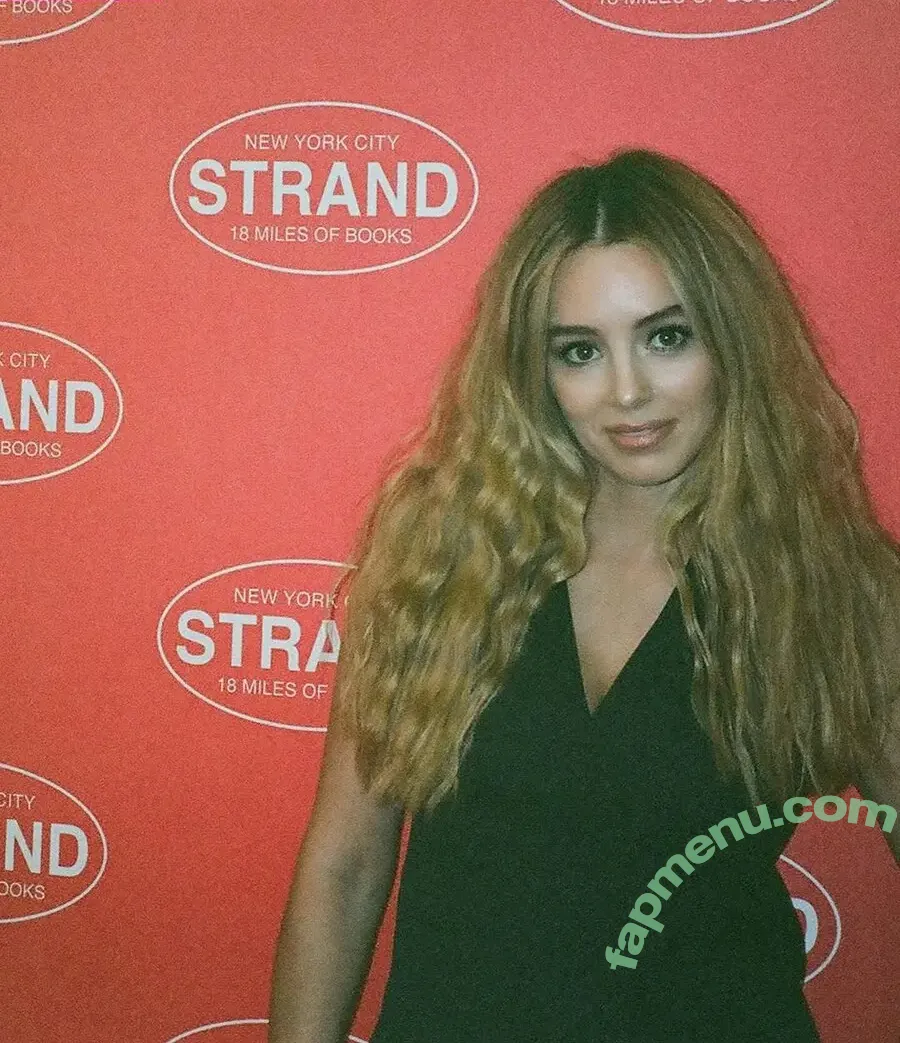 Keeley Hazel nude photo #0369 (keeleyhazell)