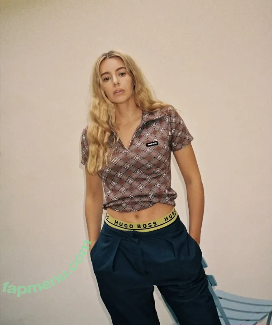 Keeley Hazel nude photo #0394 (keeleyhazell)