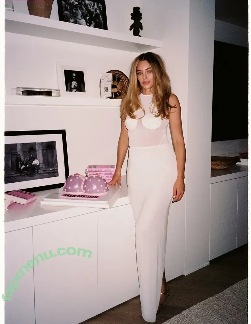 Keeley Hazel nude photo #0399 (keeleyhazell)