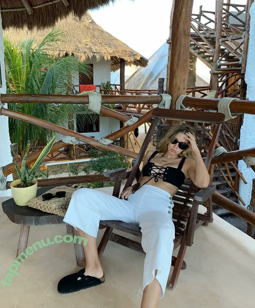 Keeley Hazel nude photo #0406 (keeleyhazell)