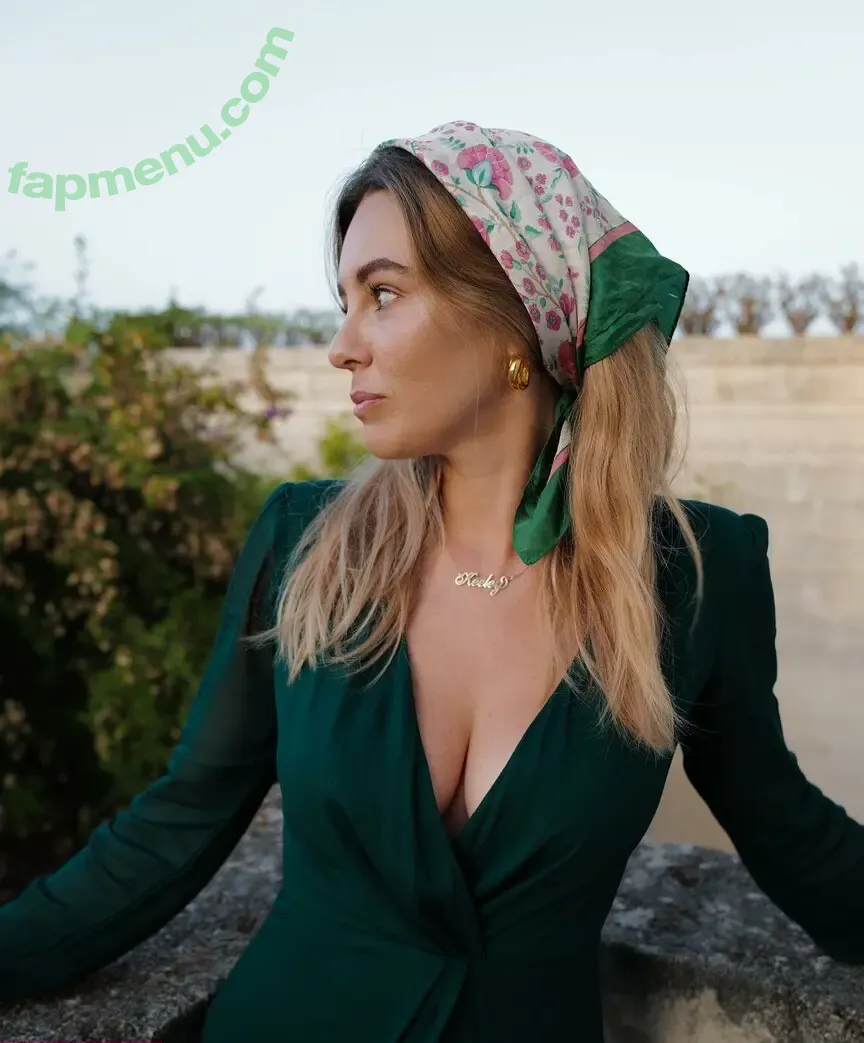 Keeley Hazel nude photo #0410 (keeleyhazell)