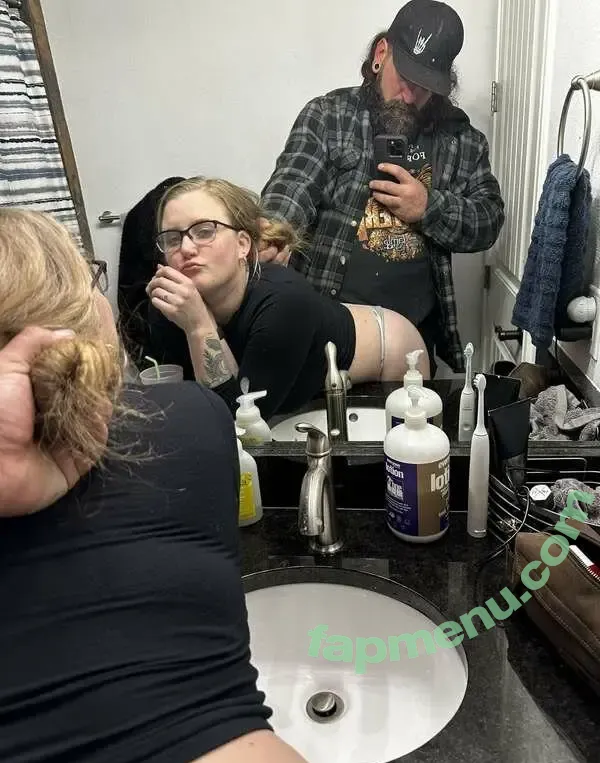 KeenaBae nude photo #0005 (Keena.benz / xxblondieexx)