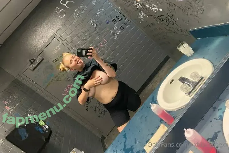 KeenaBae nude photo #0012 (Keena.benz / xxblondieexx)