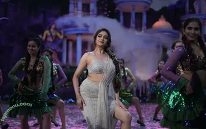 Keerthy Suresh / keerthysureshofficial nude photo #0062