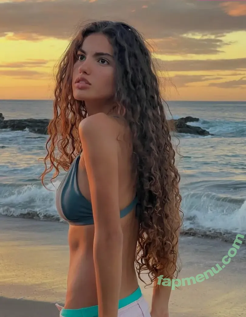 Keilani Lizbeth nude photo #0022 (keilanilizbeth)