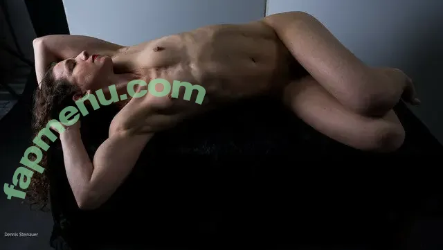 Keira Grant nude photo #0152 (KeiraGrant / keiragrantart)