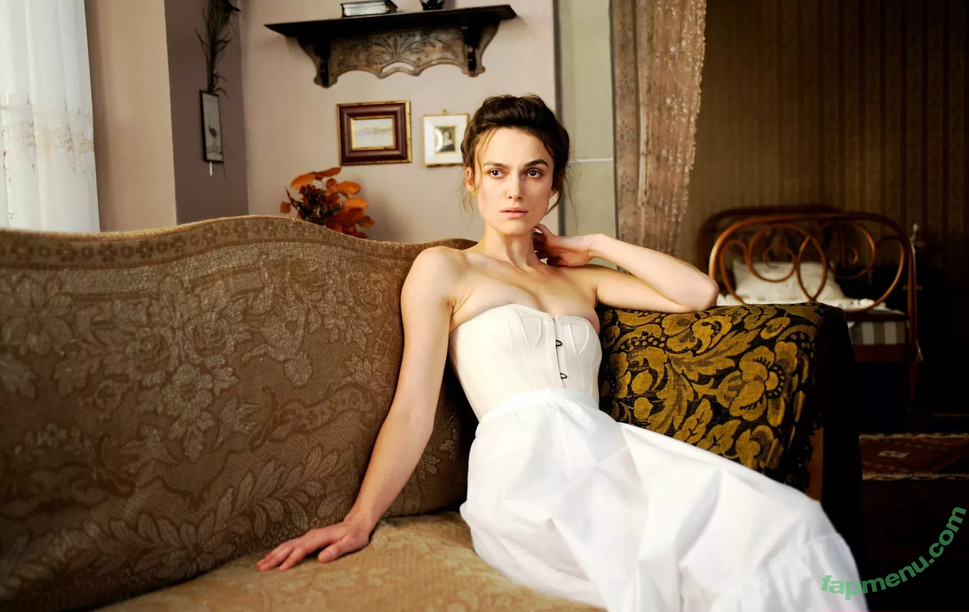 Keira Knightley nude photo #0204 (keiracknightleys / keiraksource)