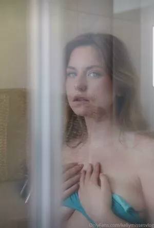 Kel / Missesvlog / kel.exposed nude photo #0008