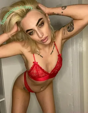  nude photo #0009