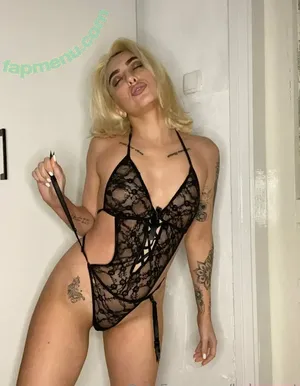  nude photo #0010