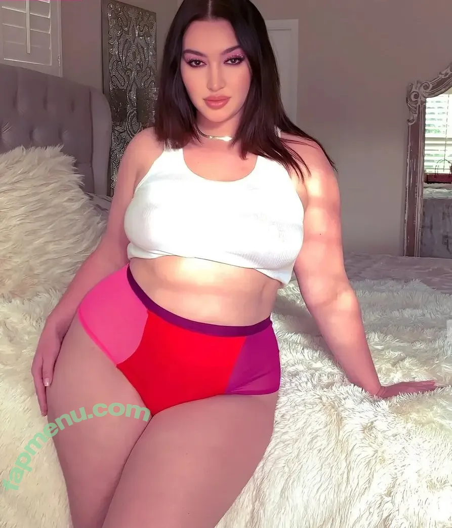 Kellee Moran nude photo #0187 (kelleemoran)