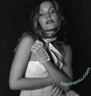 Kelli Berglund / kelliberglund nude photo #0347