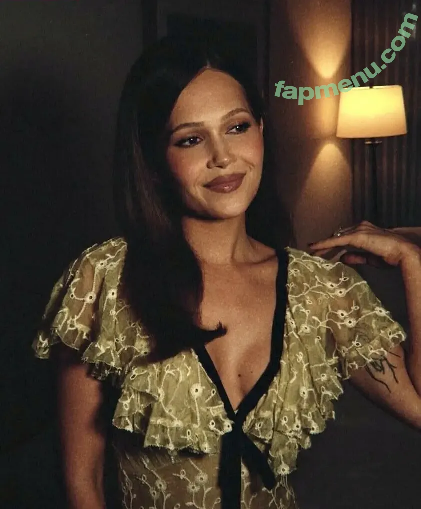 Kelli Berglund nude photo #0373 (kelliberglund)