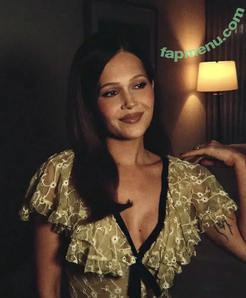 Kelli Berglund nude photo #0378 (kelliberglund)