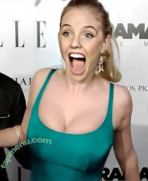 Kelli Garner / itsmekelligarner nude photo #0122
