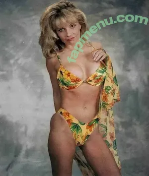 Kelli Maroney / kellimaroney nude photo #0009