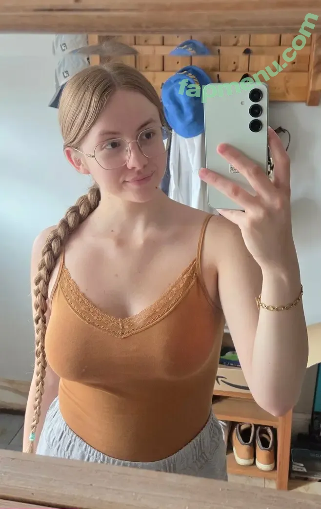 KellieB nude photo #0028 (Corykellb / Kellie Butler / itsmekellieb)