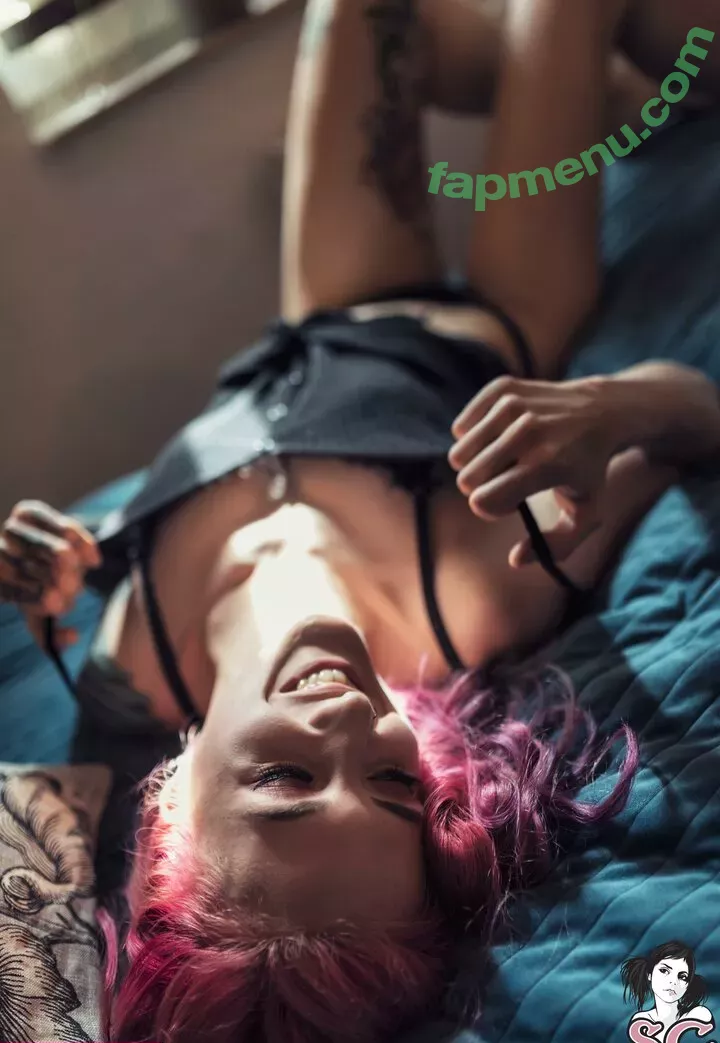 Kelloggsbombs nude photo #0015 (kelloggsbombsfree)