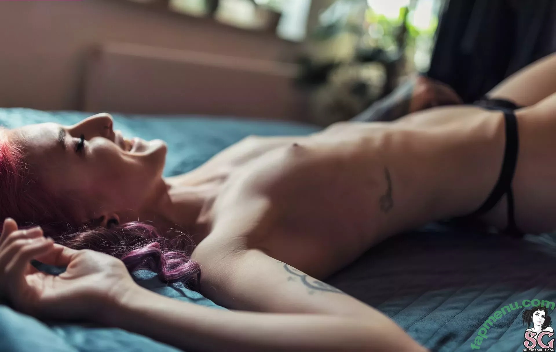 Kelloggsbombs nude photo #0018 (kelloggsbombsfree)