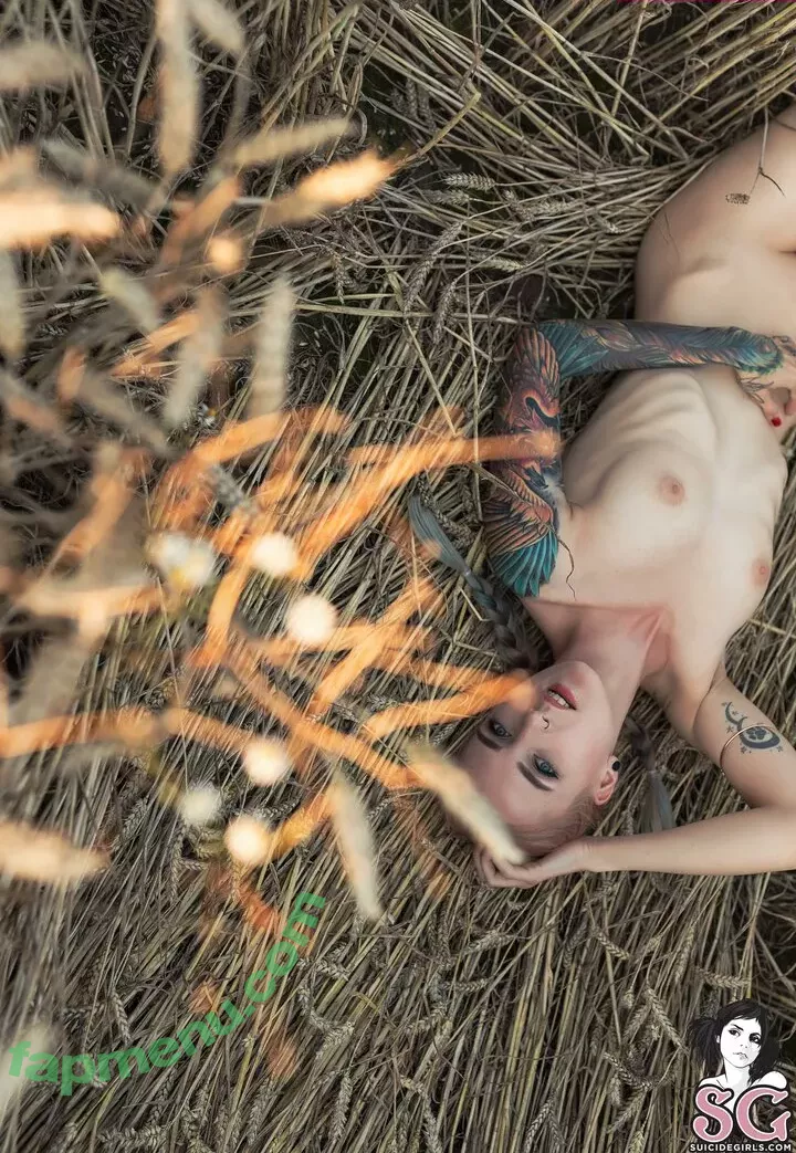 Kelloggsbombs nude photo #0075 (kelloggsbombsfree)