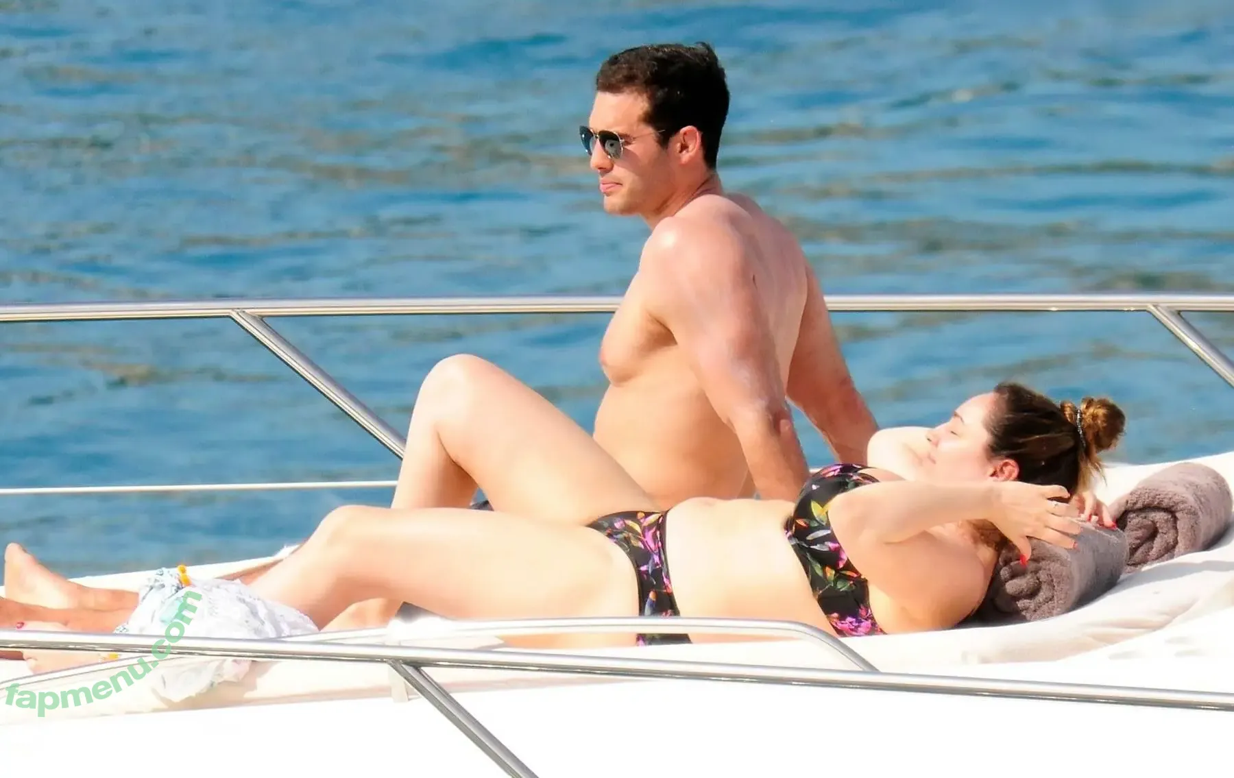 Kelly Brook nude photo #1614 (IAMKELLYBROOK / iamkb)