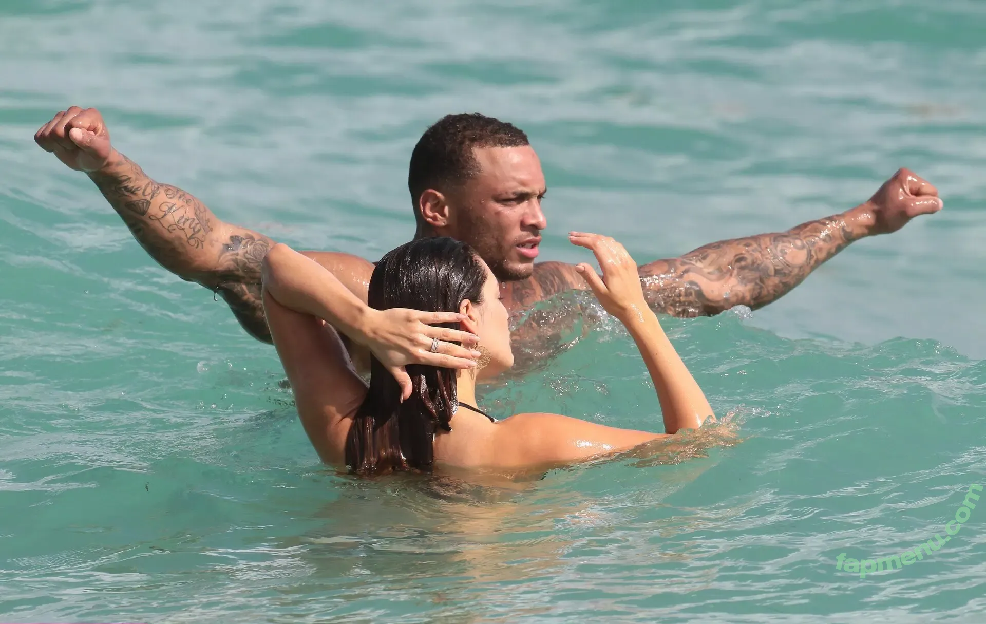 Kelly Brook nude photo #1847 (IAMKELLYBROOK / iamkb)