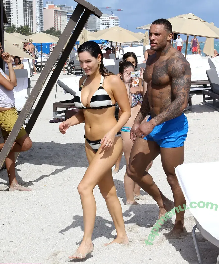 Kelly Brook nude photo #1850 (IAMKELLYBROOK / iamkb)